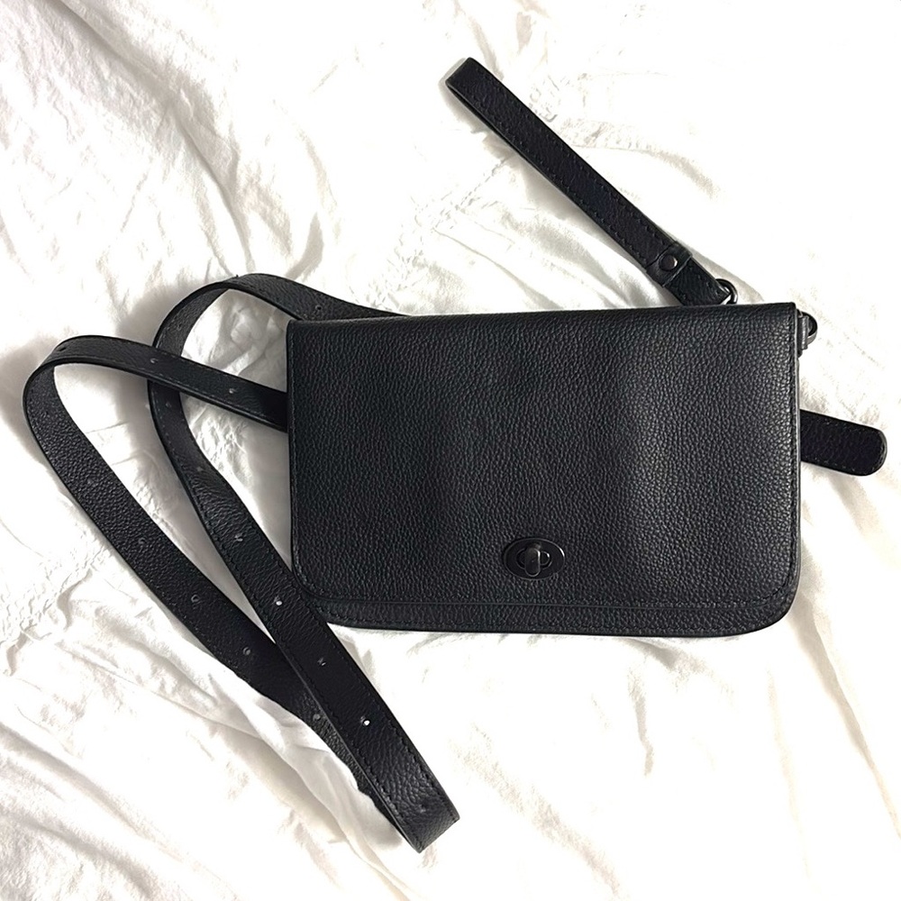 Black waist pack